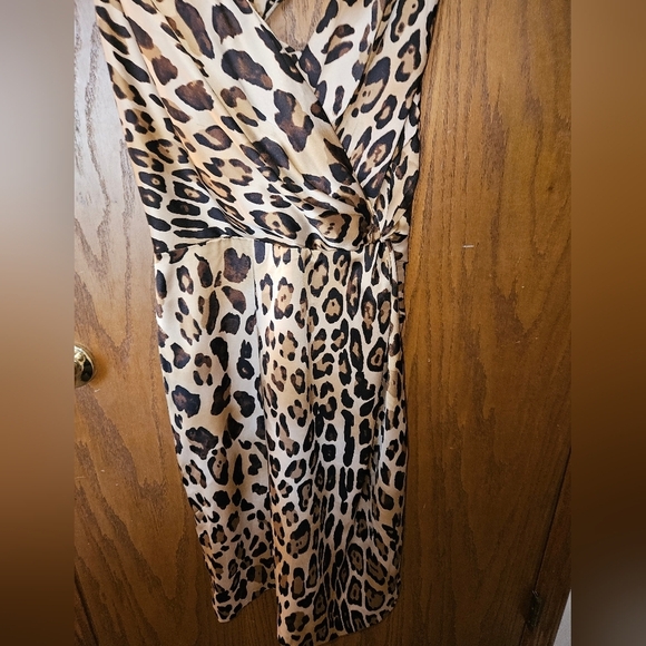 Lauren Ralph Lauren ruched animal print dress size 12 - Picture 2 of 6